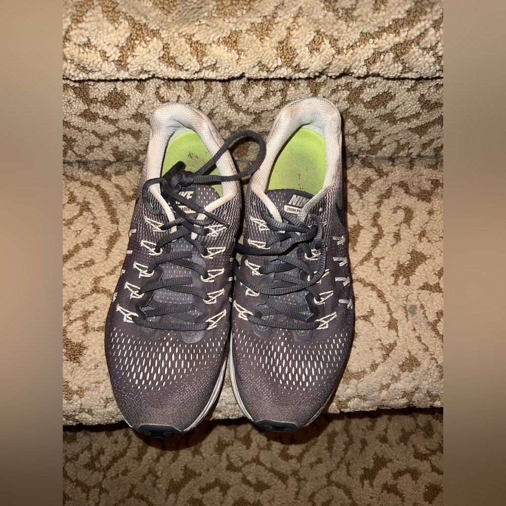 Nike shoes